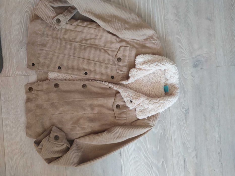 Детско кадифено яке с пух, 128 см.