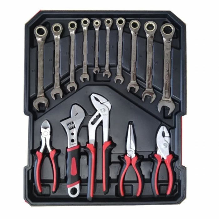 Куфар с #инструменти