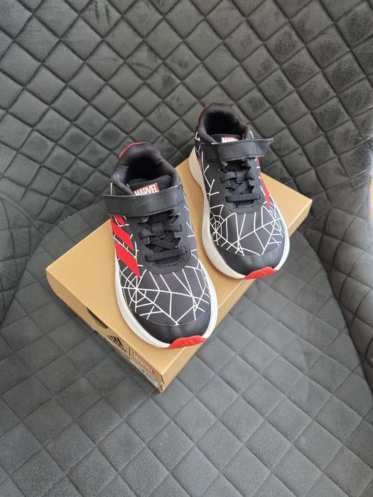 Детски маратонки Adidas размер 31