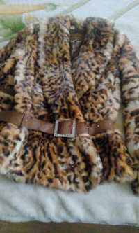 Дамско бутиково ново палто от естествен косъм размер л-хл-300лв.