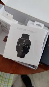 Продавам Honor Watch 4