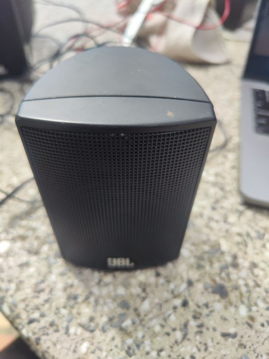 JBL съраунд комплект.