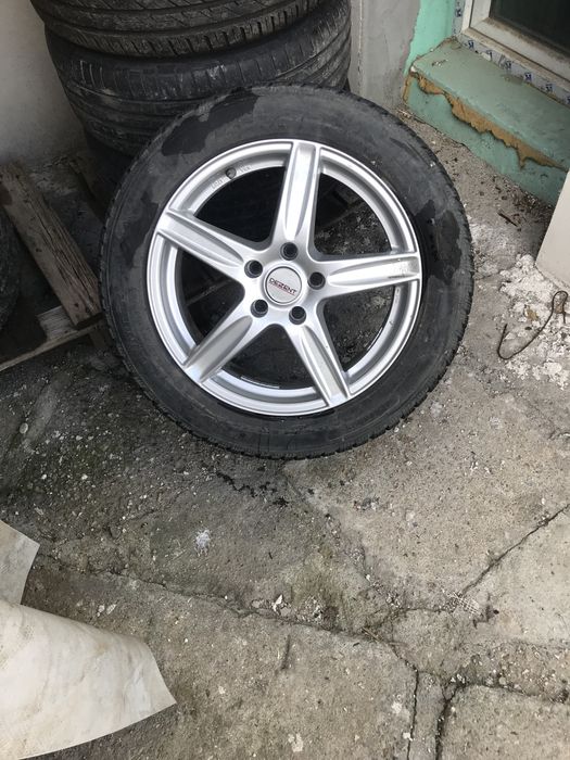 Джанти със зимни гуми DEZENT