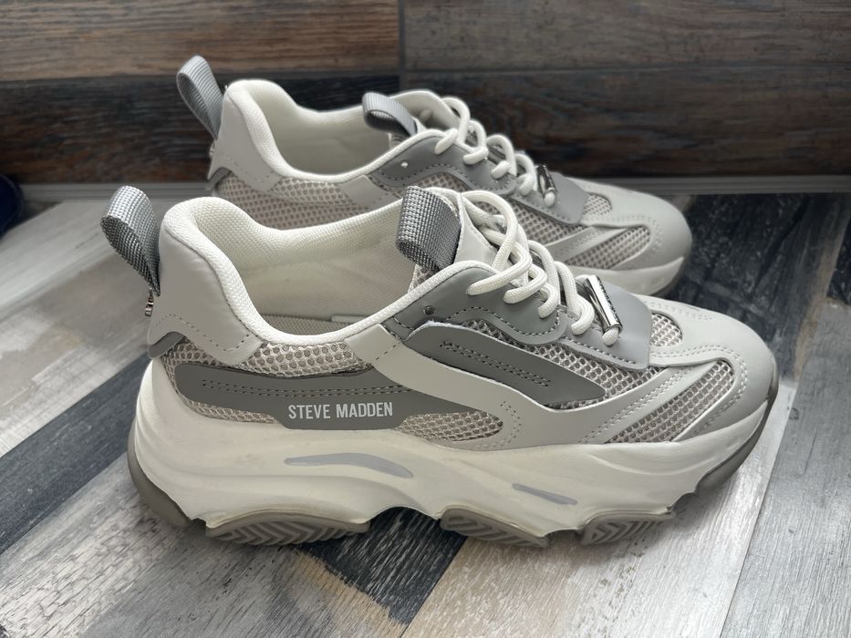 Спортни обувки Steve madden