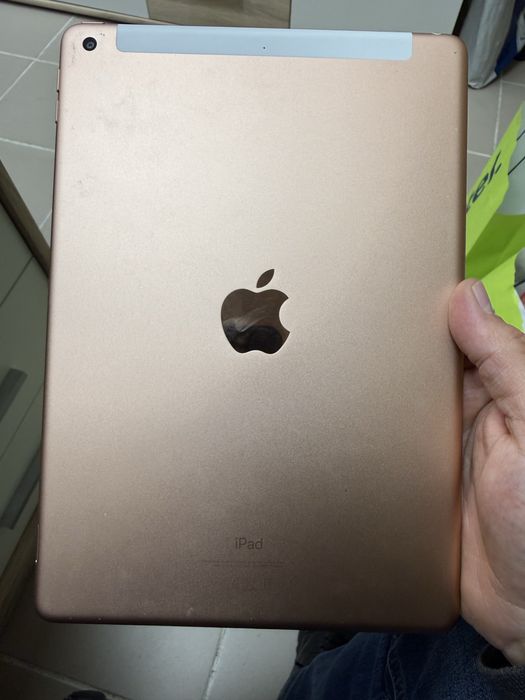 Таблет Apple iPad 7-th Generation (2019) 32gb 10,2”, 4G+Wi-fi