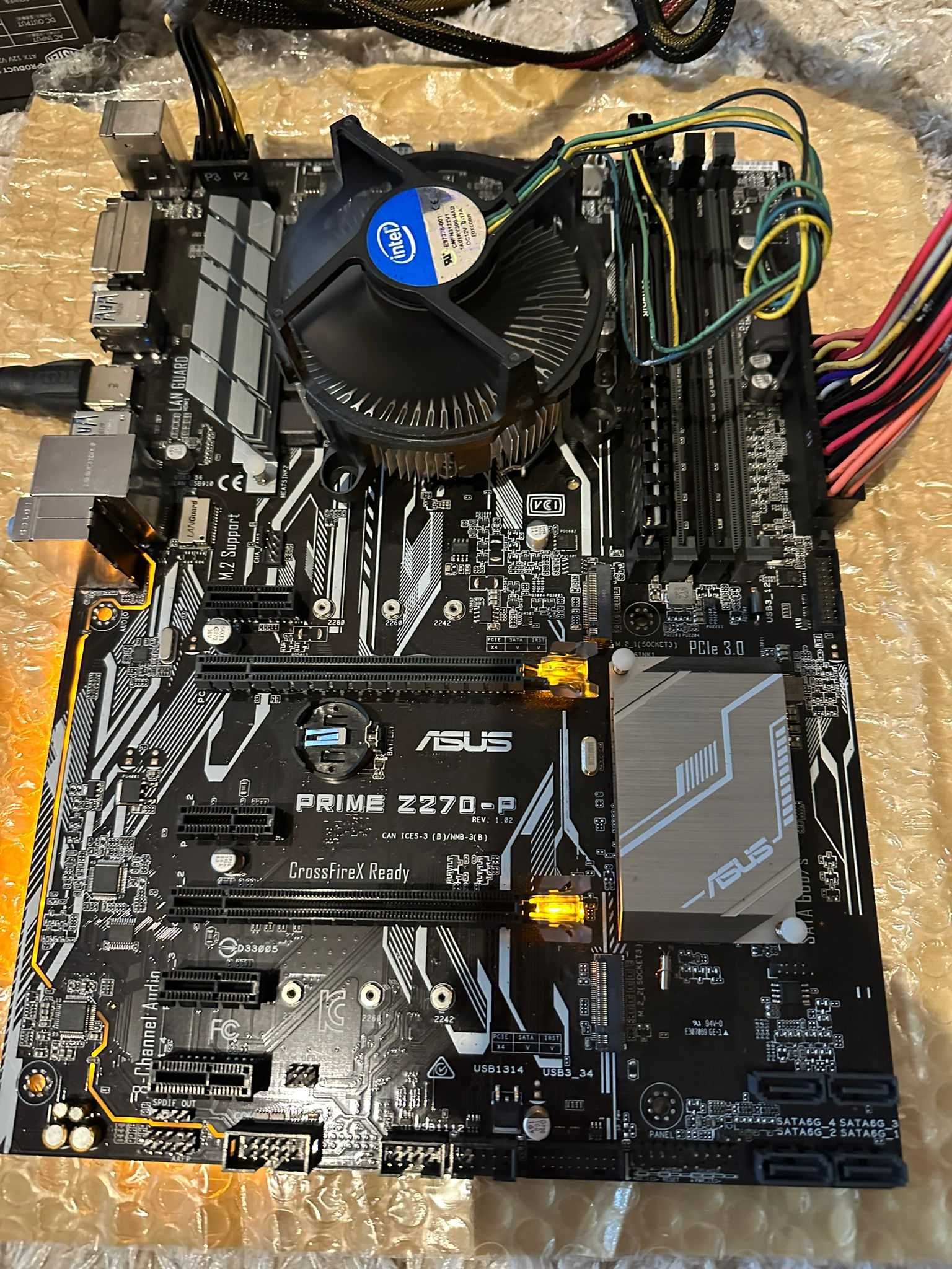 Placi de baza ASUS Z 270 Gigabyte MSI