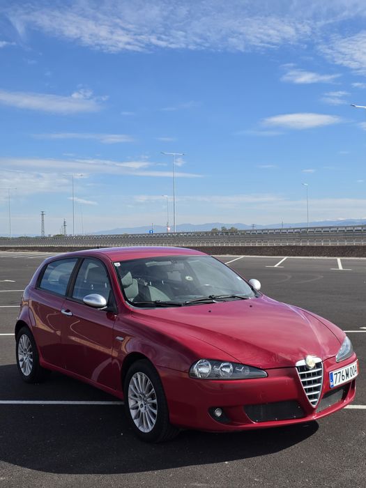 Alfa Romeo 147 Black Line 1.9 JTDm 120 - на части