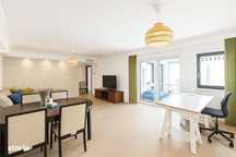 Apartament de vanzare 3 camere terasa+parcare Aurel Vlaicu