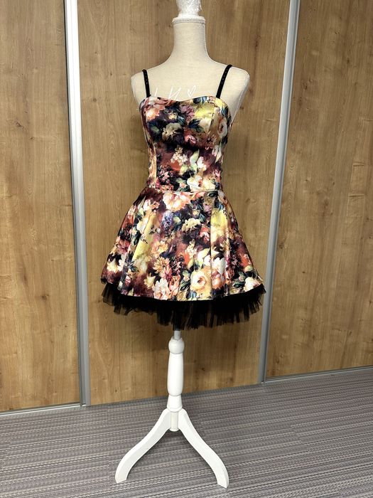 дамски официални рокли