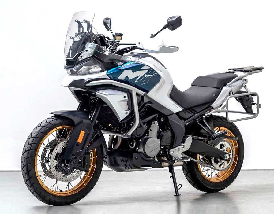 Туристический мотоцикл CFmoto 700 MT турэндуро эдвенчер