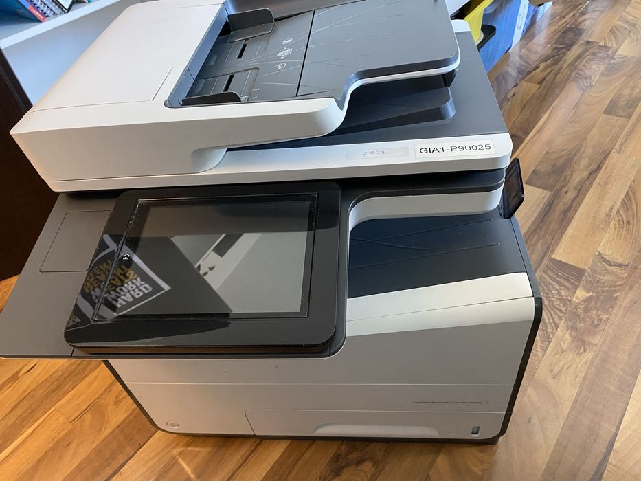 Imprimanta HP multifunctionala