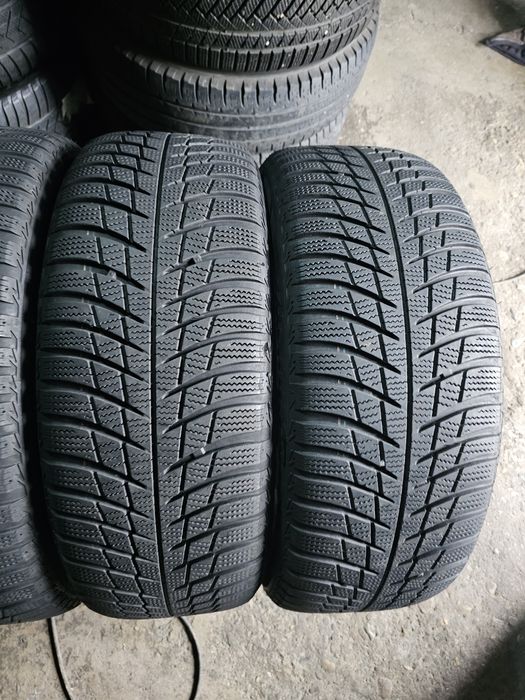 4 anvelope iarna 215 55 17 Bridgestone