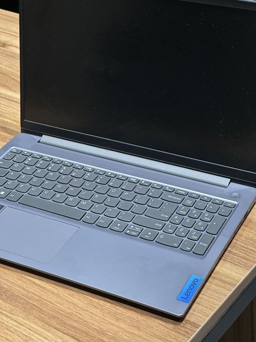 Lenovo ideaPad Slim3i / Intel Core i3-13TH N305 есть 10 шт цена за 1