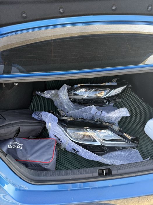 Фар камри 70 оригинал с блоком