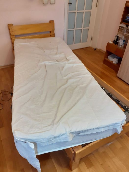 pat de 1 persoana 200 x 80 cm cu somiera metalica si saltea ortopedica