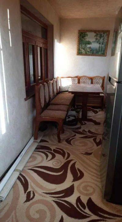 Ул. Мукимий.  3комнатная кирпич.  Ор спорт. Товары