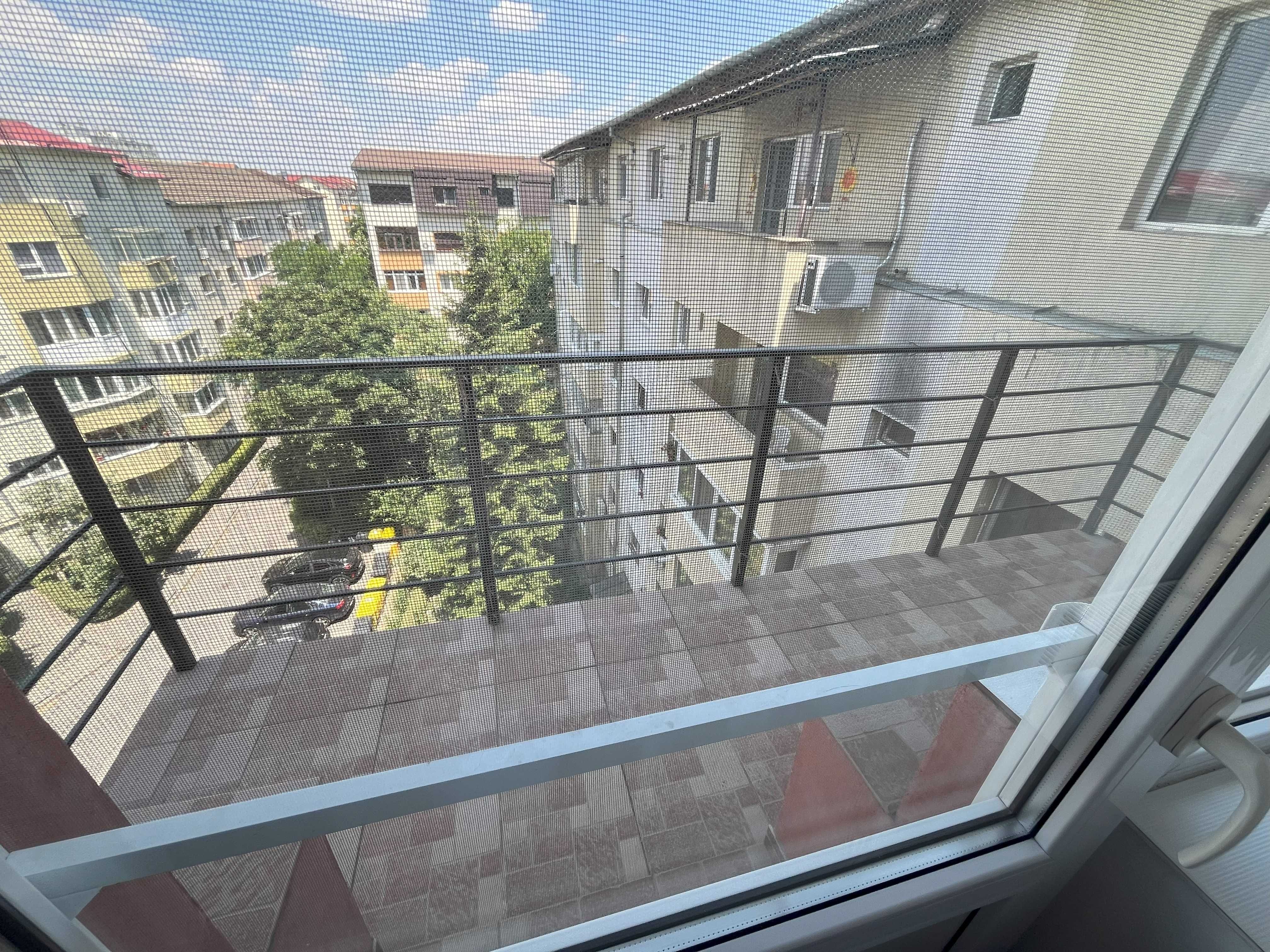 Proprietar vand apartament cu 2 camere in zona Girocului