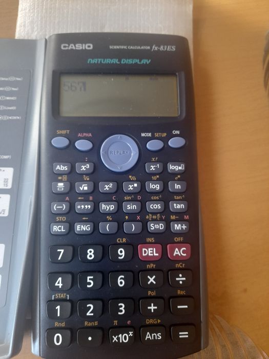 Vind calculator științific Casio fx-83 es