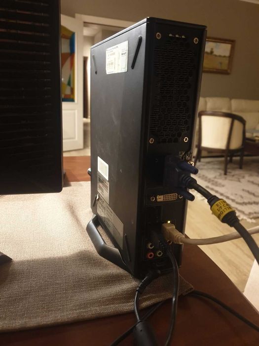 Компютър ACER Veriton 1000