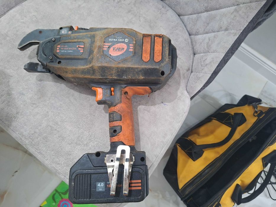 Пистолет за връзване