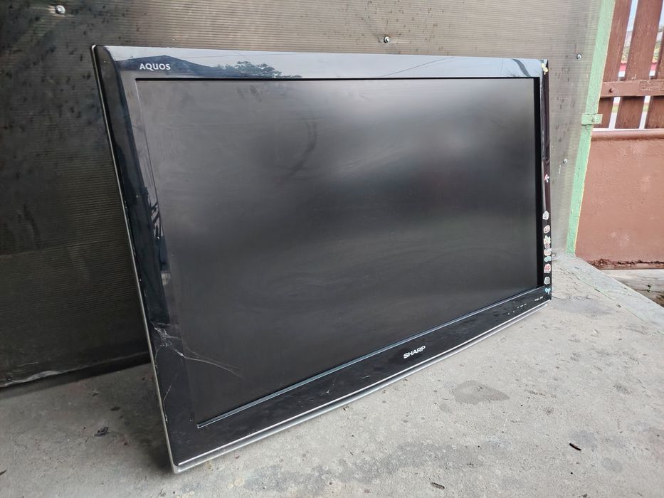 Televizor plasma sharp