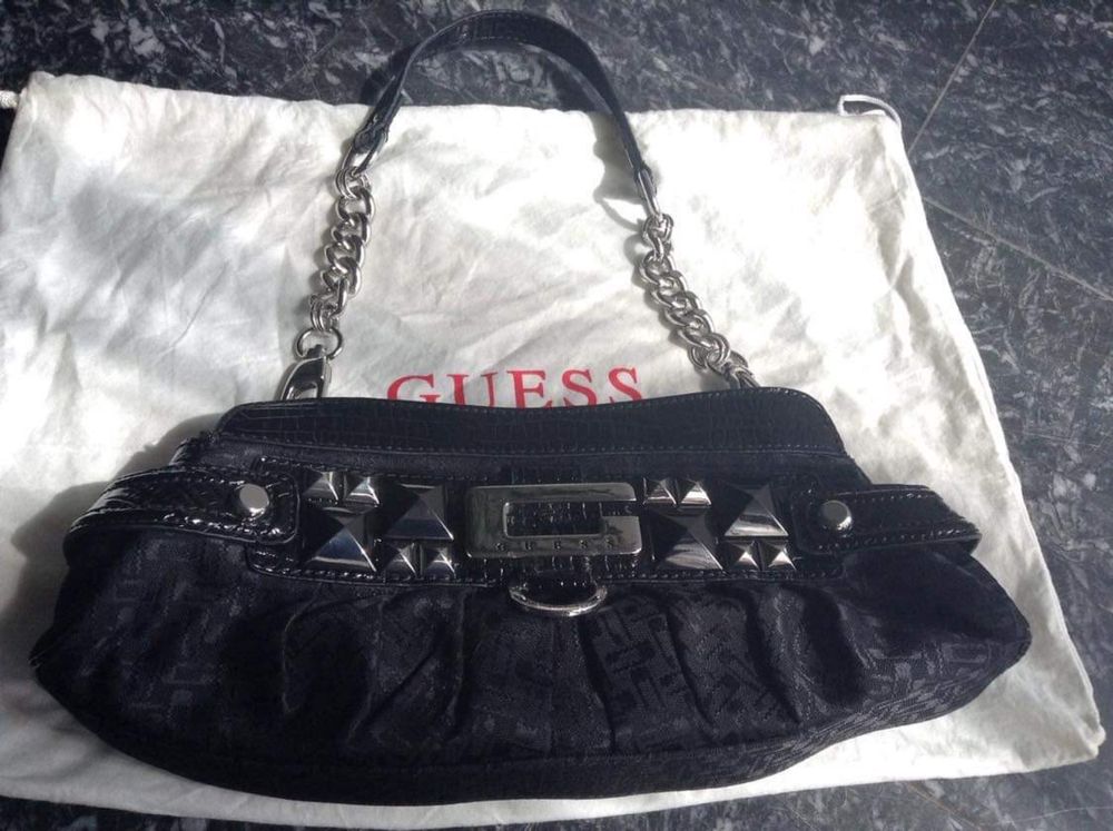 Оригинални чанти Guess