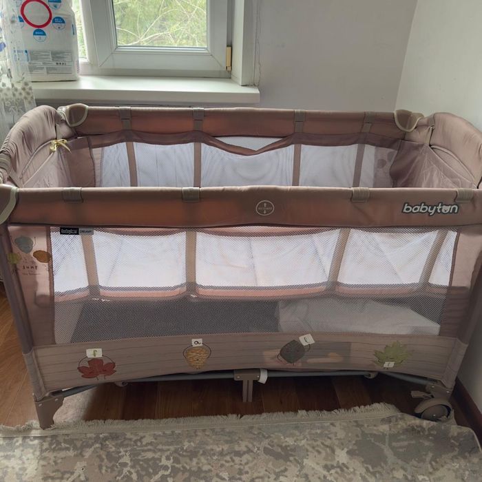 Продается манеж, бу