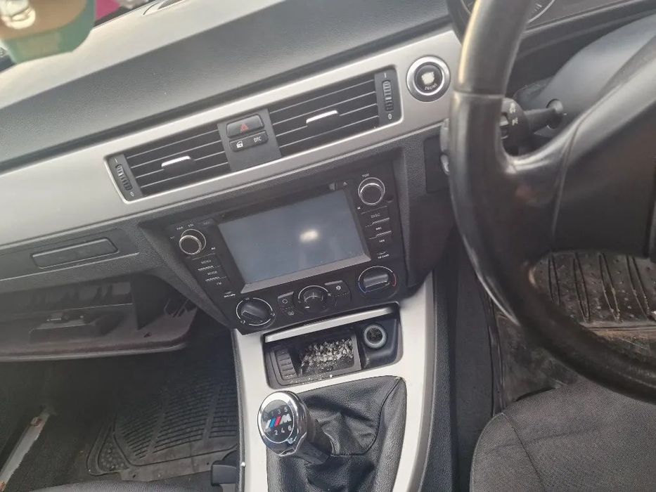 Dezmembrez BMW E90 320 diesel 163CP an 2005 2006