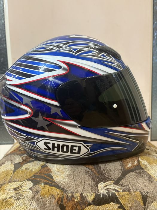 Мотоекипировка екип каска ръкавици