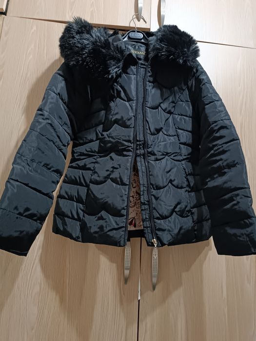 Женская куртка 36 р