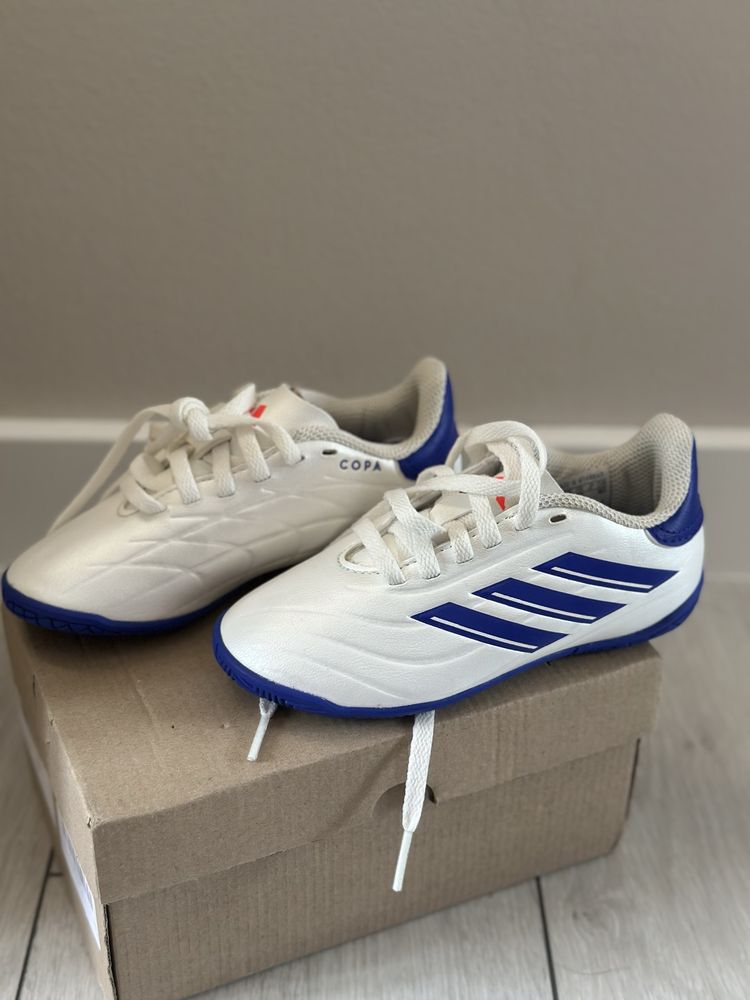 Футболни обувки Adidas Copa