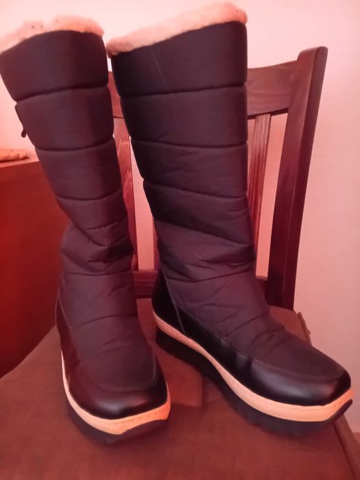 Ботуши, апрески за зимата,много топли.