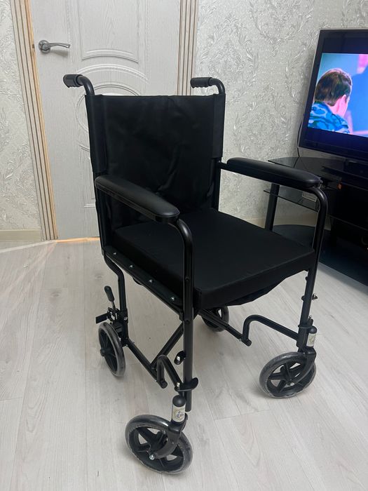Кресло инвалидное