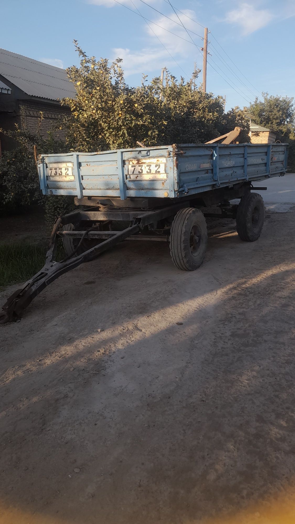 Traktor 28 holati zo‘r..Ishlaydigan holatda