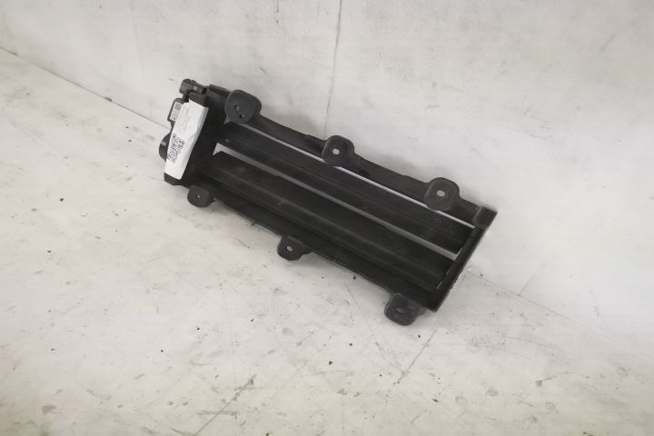 Grila Activa Deflector Aer Hota Electrica Original In Stare Buna Hyund