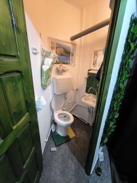 Inchiriez(vand) Spatiu Comerciall