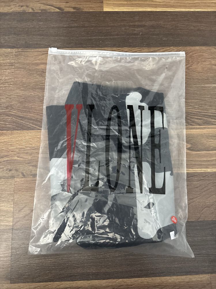 Vlone Og Print
