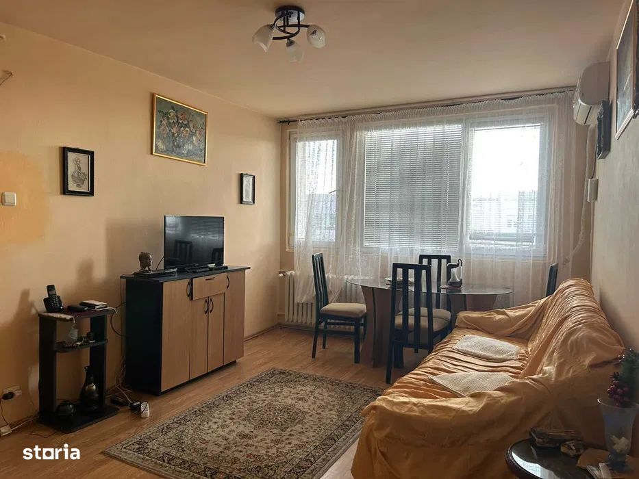 Apartament 2 camere semidecomandat de vanzare in zona Baba Novac
