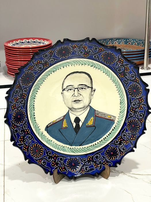 rasm tushurilgan laganlar