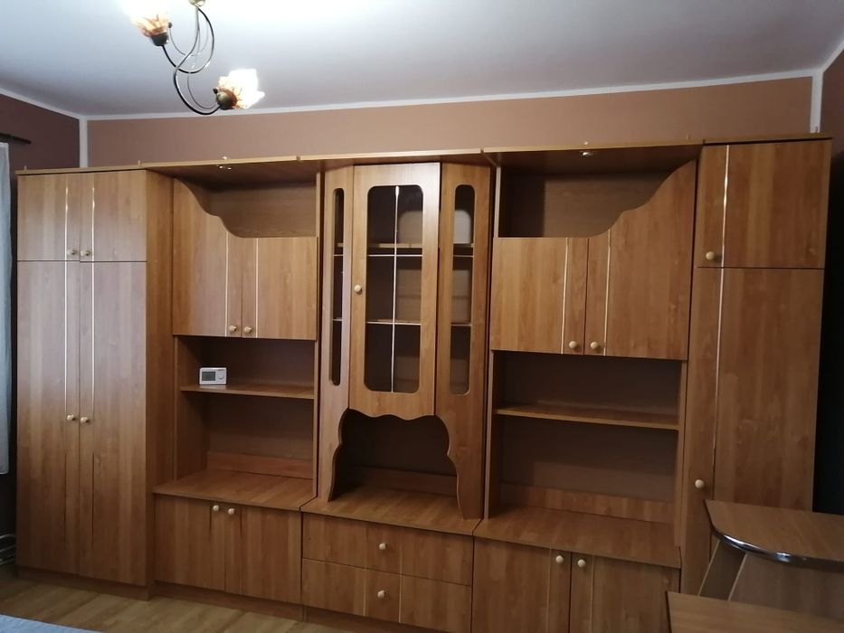 Oferta apartament cu 2 camere decomandate  Comanesti
