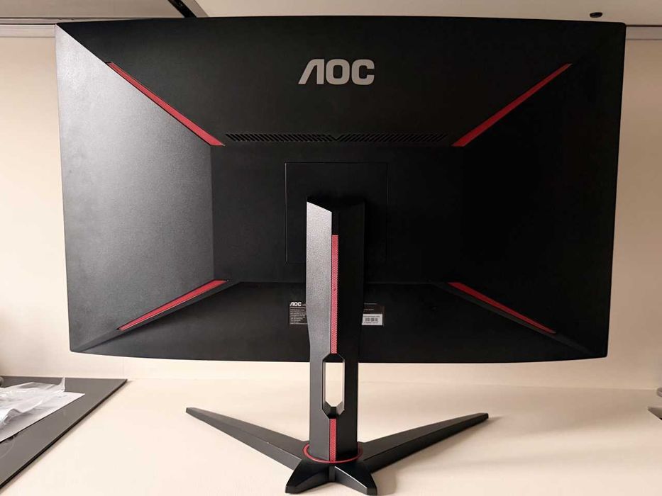 Монитор AOC CQ32G1 31.5" Извит екран - отлично състояние