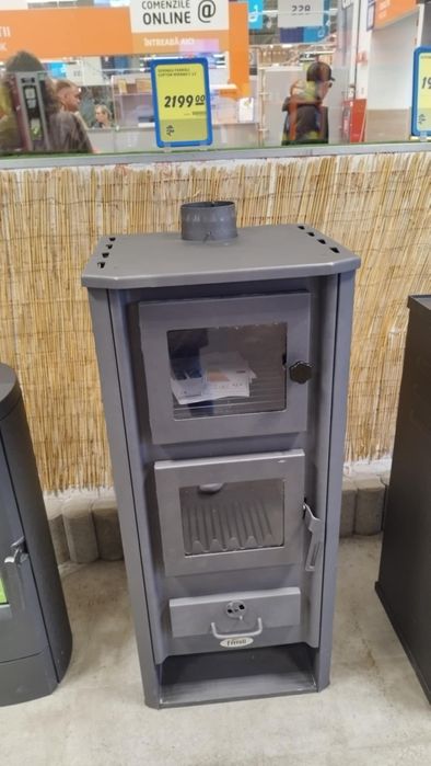 Se vinde Semimeu Feroli