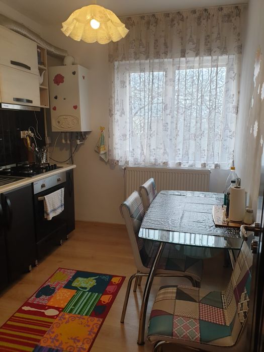 Apartament decomandat 2 camere