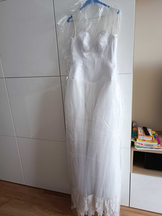 Булчинска рокля + сватбени обувки