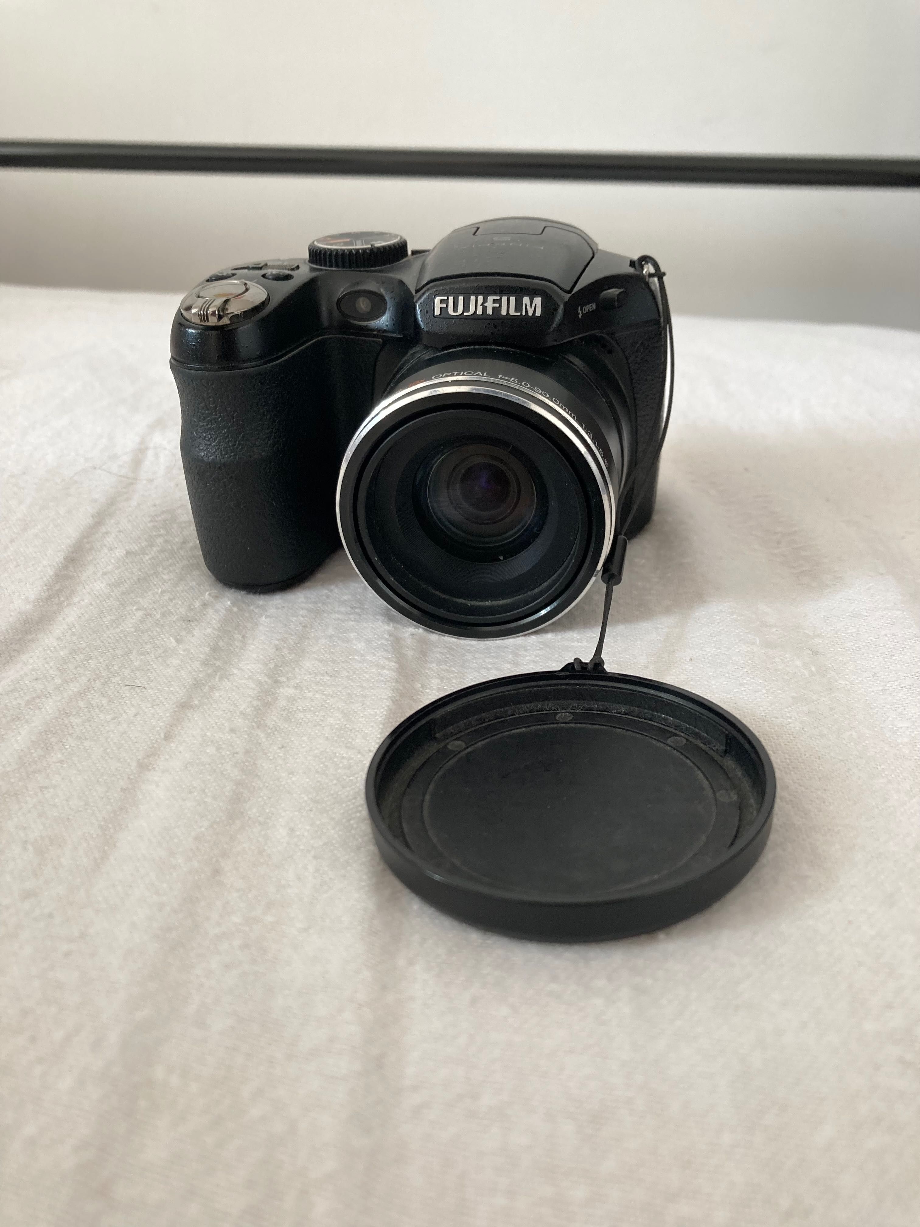 Camera foto video FujiFilm finepix s1800