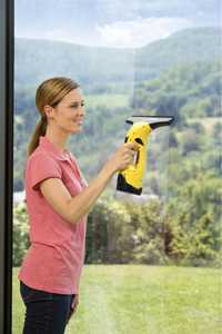 Стъклочистачка KARCHER WV 2 Plus