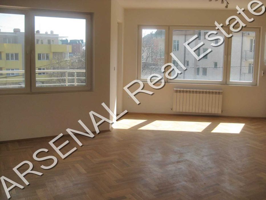 Дава се под наем Тристаен апартамент в София, Витоша - 125 кв.м за 650 € - Снимка #5