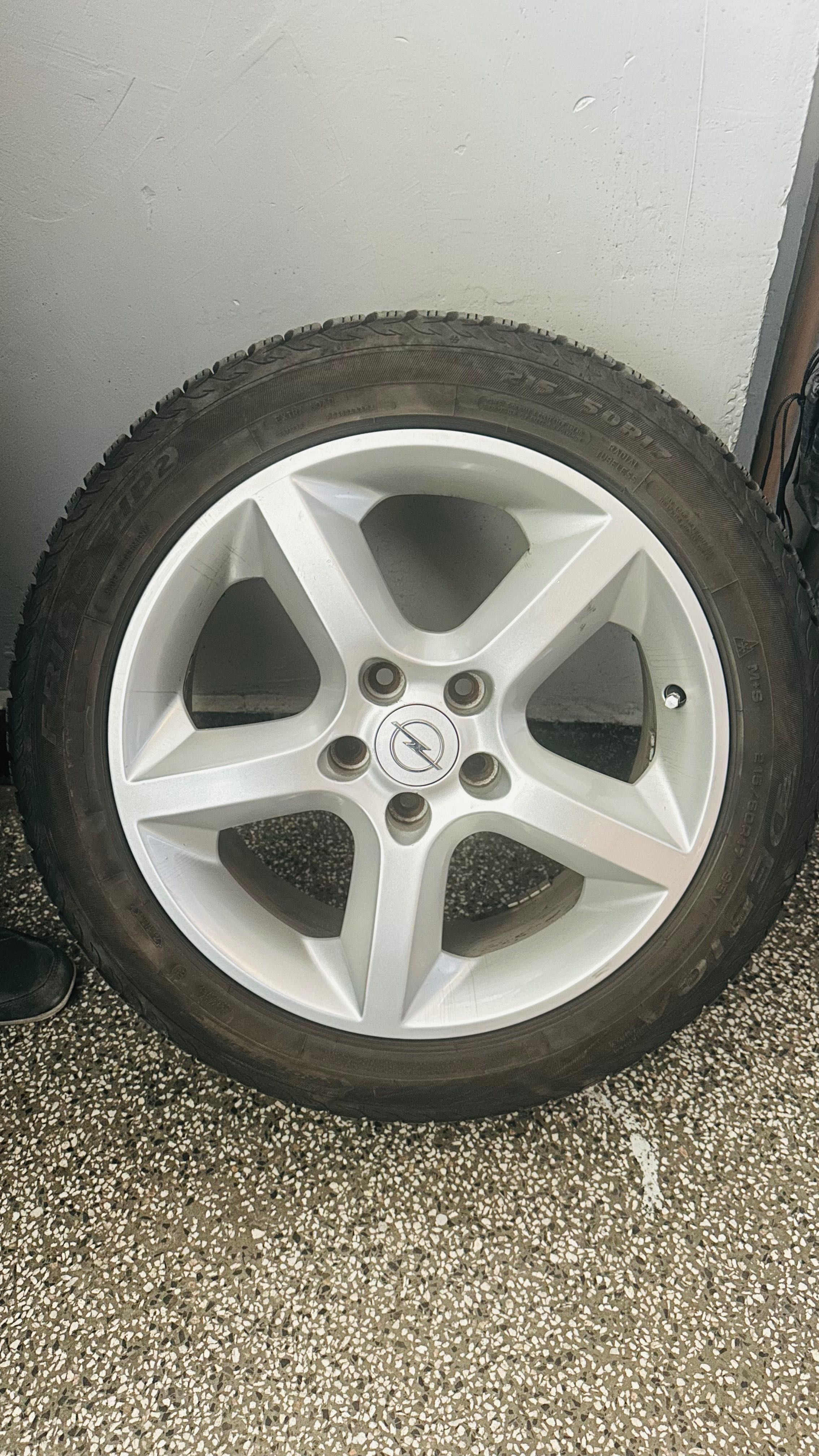 Джанти 17” за Opel с гуми Debica Frigo