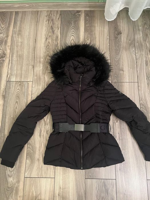 Преходно яке PINKO + Зимно яке Guess