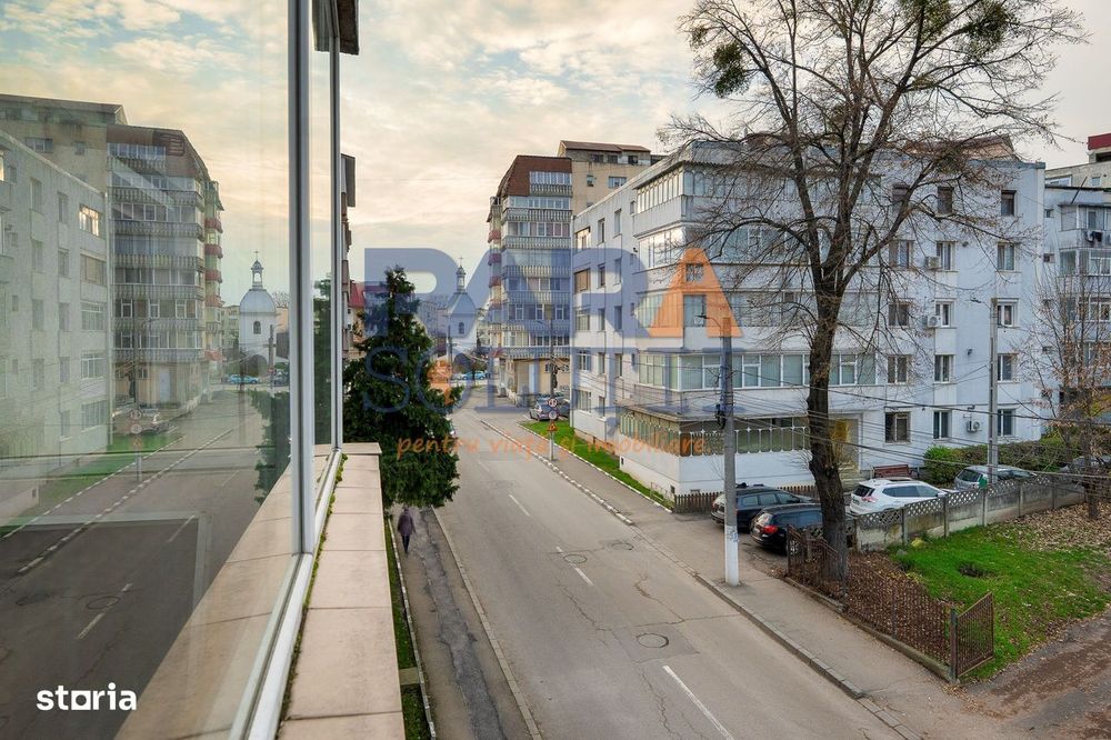 Apartament 3 camere, 82 mp + 16 m balcon, Str. veronica Micle